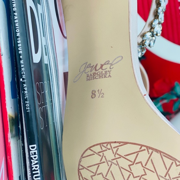 Jewel Badgley Mischka Bradley Ankle Strap Heels - Picture 8 of 9